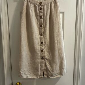 Elegant Cream Button-Down Skirt